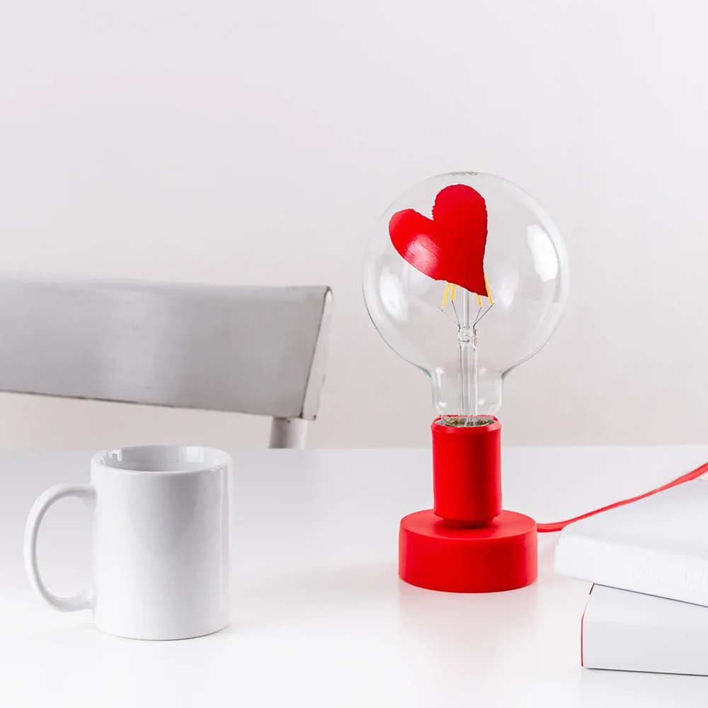 Sbam Design Tavolotto e lampada cuore Italy